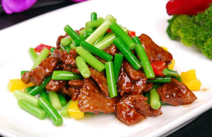 Stir Fried Garlic Sprout with Beef