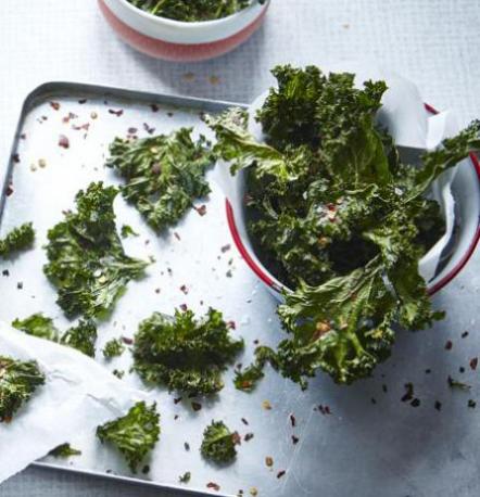 Chilli and Garlic-spiced Kale Crisps