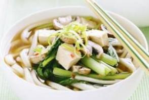 Spicy Mushroom and Choy Sum Udon Noodle Soup Spicy Mushroom and Choy Sum Udon Noodle Soup