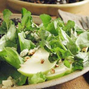 Watercress Salad with Apples and Blue Cheese